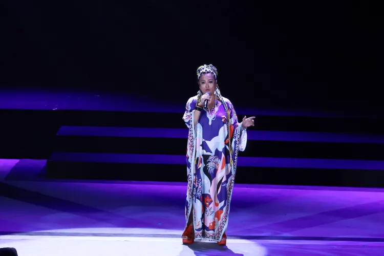 歌手紀曉君登台獻唱卑南族古謠歌唱。彭欣偉攝