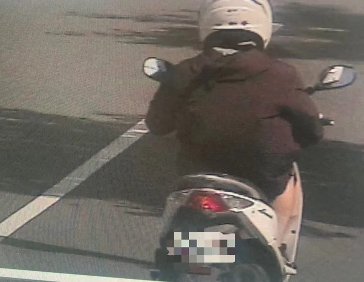 凌男行凶後騎機車逃逸，不久即畏罪尋短身亡。民眾提供