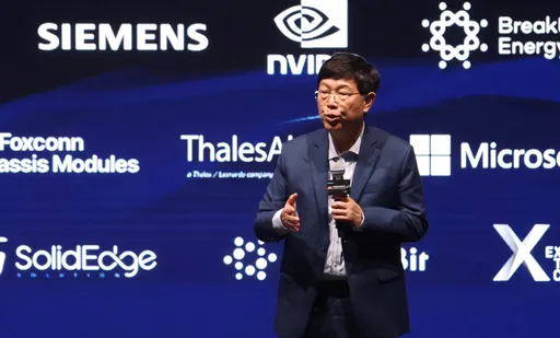 墨西哥GB200產能非常巨大　鴻海劉揚偉：主權伺服器將成為主流