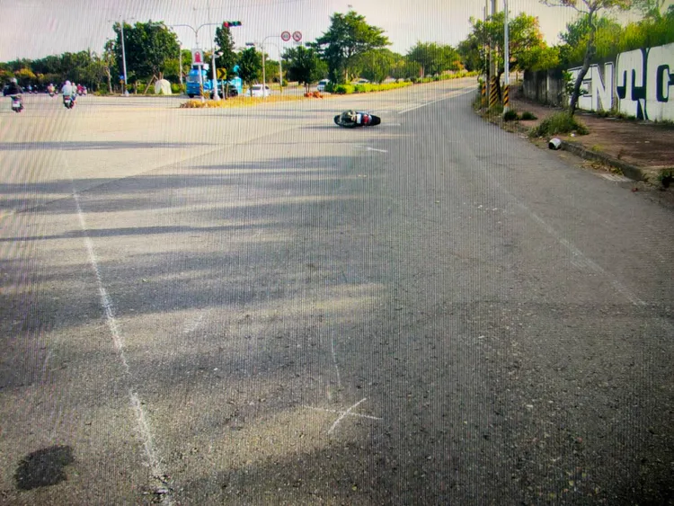 事故發生在沙鹿區三民路與中清路口。民眾提供