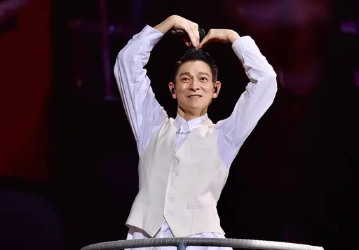 無懼康芮!劉德華明天如期開唱會粉絲 主辦單位亦支援全額退費