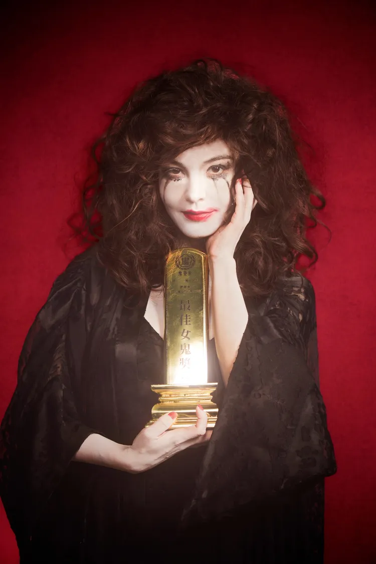 《鬼才之道》張榕容挑戰「幽默鬼后」 入圍金馬最佳女配角。牽猴子提供