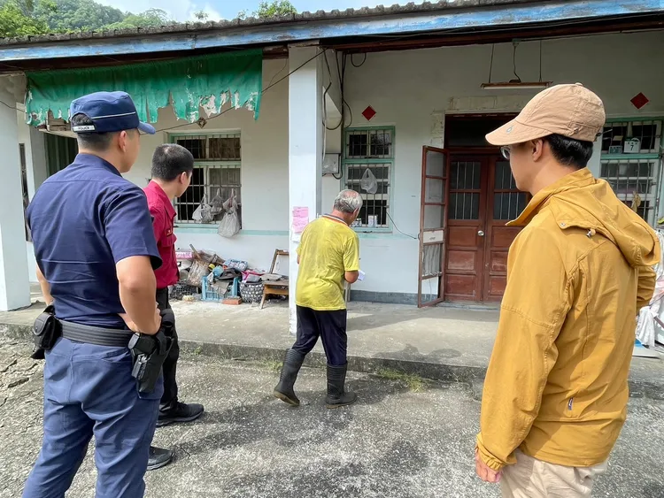 山區警戒區民眾撤離。市府提供