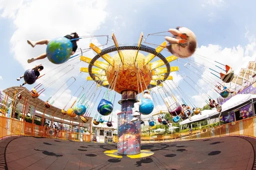 颱風假乖乖在家!中正紀念堂、動物園、兒童新樂園31日暫停開放