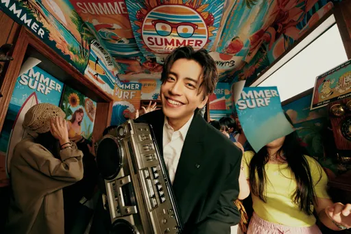 王大陆跨出舒适圈 MV对嘴尴尬了