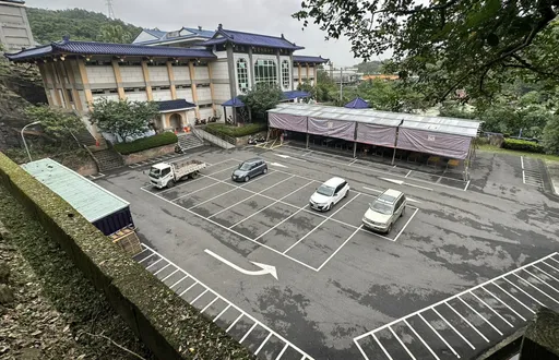 卓冠廷籲新北納骨塔「一櫃多罐」增位降價  民政局允檢討改善