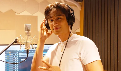 徐新洋首开嗓录公益单曲 老婆喊卡调教发音