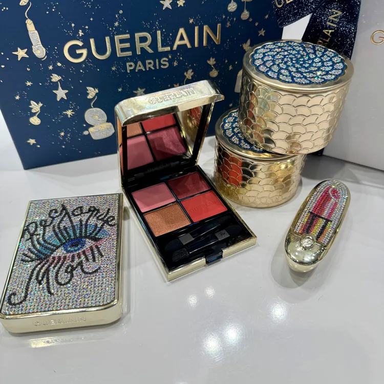 嬌蘭 x Shourouk Rhaiem聯名聖誕彩妝。張家玲攝