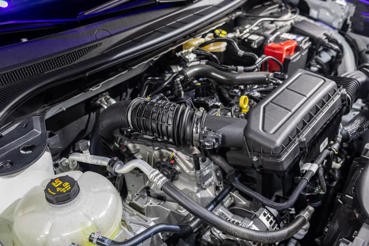 Ford Kuga這次在動力上導入Ford經典傳奇Mustang賽道級模組化引擎科技技術，提供1.5T／2.0T EcoBoost  MPC模組化引擎雙動力編成。業者提供