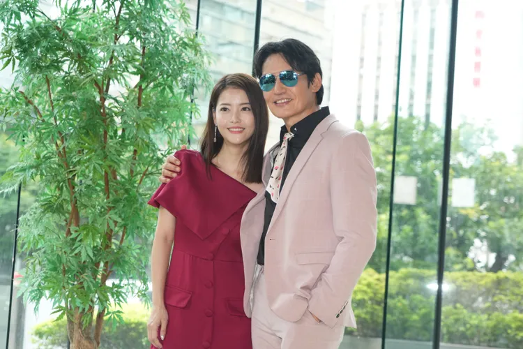 王樂妍（左）和霍正奇今為戲宣傳。彭欣偉攝影