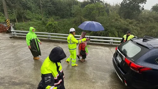 康芮暴風圈驚人!明花東登陸 花蓮今下午預警性撤離3025人