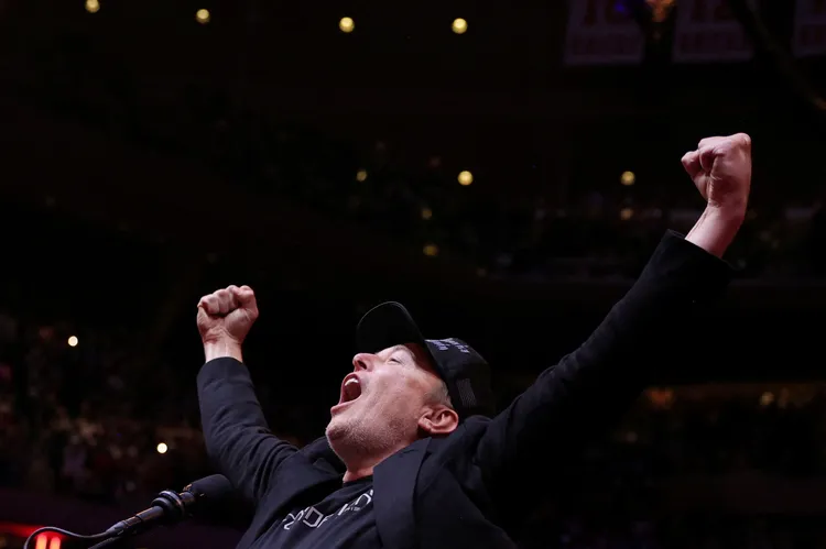 矽谷科技大老柯斯拉痛批特斯拉執行長馬斯克精神錯亂。路透社