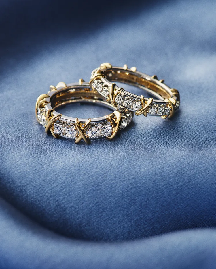 Jean Schlumberger by Tiffany 16石經典款戒指與窄版戒指。品牌提供