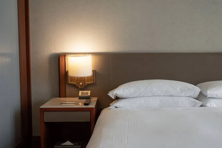 神旺商務酒店祭出「2024神旺線上旅展」住房專案，再享延遲退房、海陸饗宴早午餐、房型升等禮遇。業者提供