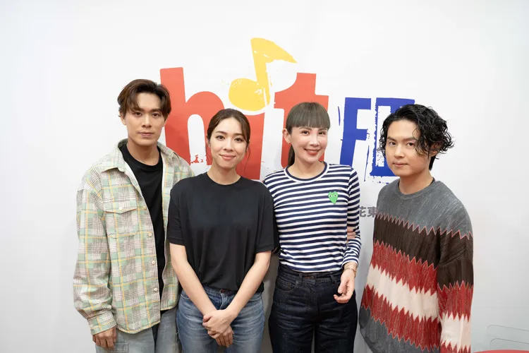 告五人作客魏如萱節目宣傳新歌。