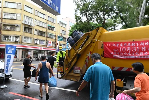 桃園雙十國慶垃圾收運不打烊 「桃園垃圾車」APP掌握所在位置