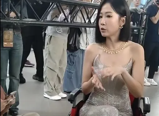 金鐘紅毯｜方志友坐輪椅搶視后「會奮力上台」　曝傷勢下星期開刀