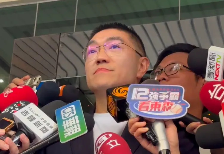 謝國樑表示，自己投票前有先禱告。記者葉先鵬攝影