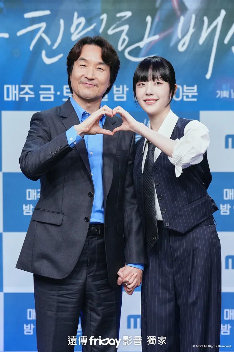 蔡元彬（右）與韓石圭的2女兒生日只差2天。friDay影音提供