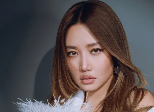 A-Lin嗓音收放自如 辣长腿美翻了
