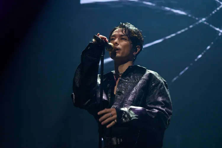 今市隆二特別練唱《望春風》送台灣粉絲。LDH愛夢悅提供