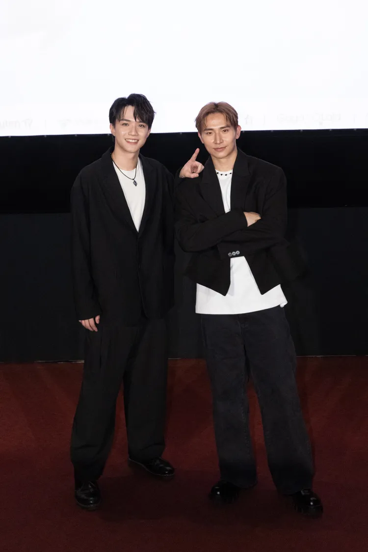 林家佑（右）與林詠傑預告在《看見愛》有精彩床戲。大鴻藝術提供