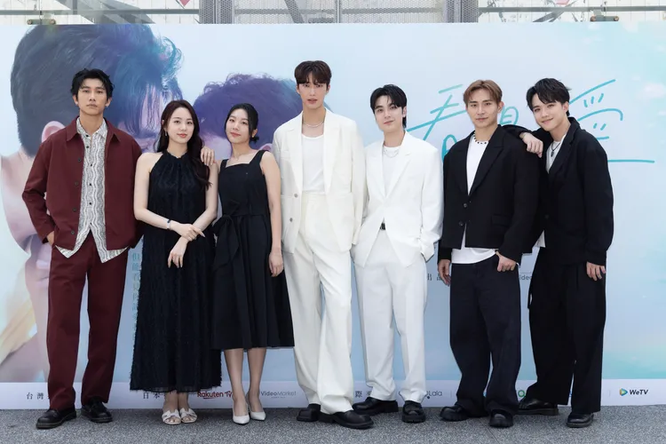 BL劇《看見愛》主要演員艾雨帆（左起）、李悠、金雲、林宇、林家佑、林詠傑、陳柏文今出席記者會。大鴻藝術提供