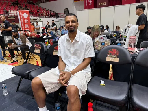 艾夫伯現身PLG熱身賽!邱大宗直言 要他就要給他無限開火權