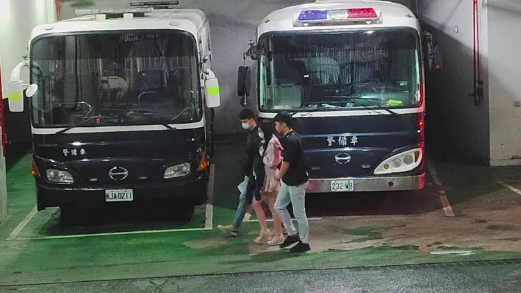 黃牛夫妻張女被移送後遭檢方諭令20萬元交保。張欽攝