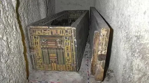 3900年古埃及官员独生女墓穴出土 遗体遭玷污!陪葬品被盗