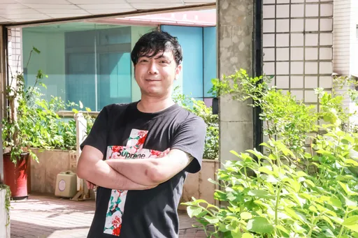 大炳過世後酗酒成癮險死 小炳得PTSD「每晚陷恐慌」12年來隨身帶藥