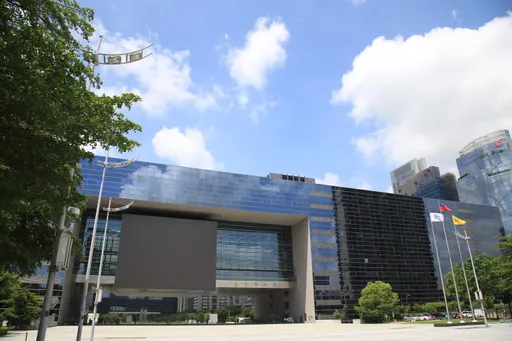 台中役男專車播解放軍影片出包!「為共產主義奮鬥終生」? 市府澄清究責