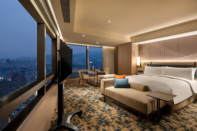 台北新板希爾頓卓越套房。業者提供