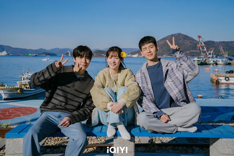 黃寅燁（左起）透露靠小酌，與鄭彩娟、裴賢聖培養默契。愛奇藝國際站提供