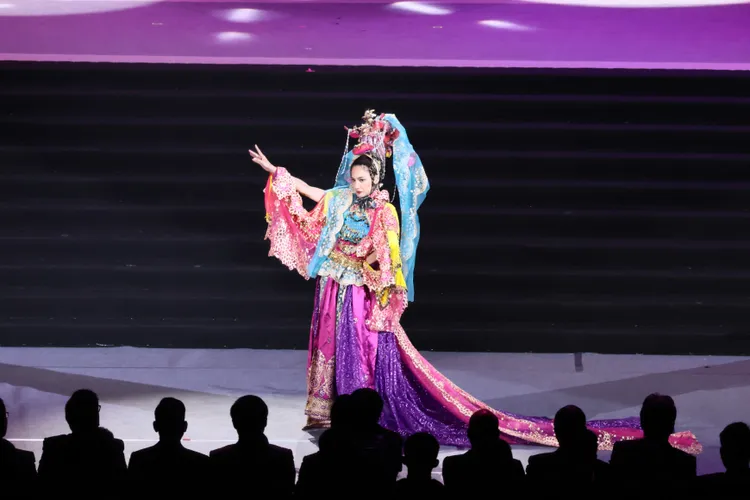 伊林模特兒穿台灣本土知名設計品牌服裝走秀。彭欣偉攝