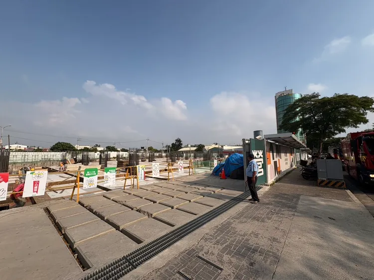 發生工人墜落意外的工地，未來將是BMW全台最大的展示中心。民眾提供