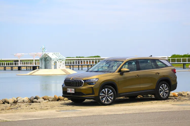 Skoda Kodiaq在9月發表全新第二代大改款車型，標準車型同樣導入1.5升、2.0升兩種排氣量汽油渦輪增壓動力，上市優惠價153.8萬元起。林浩昇攝