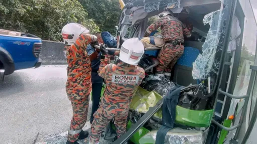 大馬遊覽車高速公路追撞拖車　日本團遊客1人不幸身亡