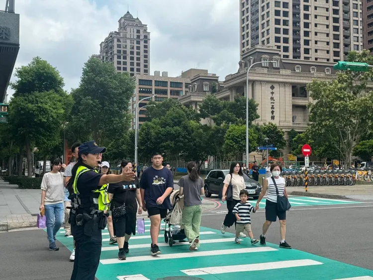 桃園分局將派遣適當警力、義交執行會場安全及周邊交通管制疏導，呼籲民眾遵從指揮。警方提供