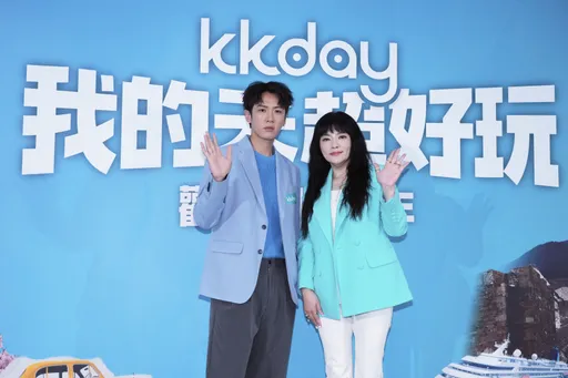 唐綺陽赴日砸近百萬買名牌包　柯震東4、500萬公仔碎一地不清了