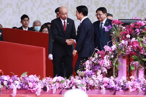 黃國昌喊沒給柯文哲保留座位！內政部澄清「有經韓國瑜確認後邀請」