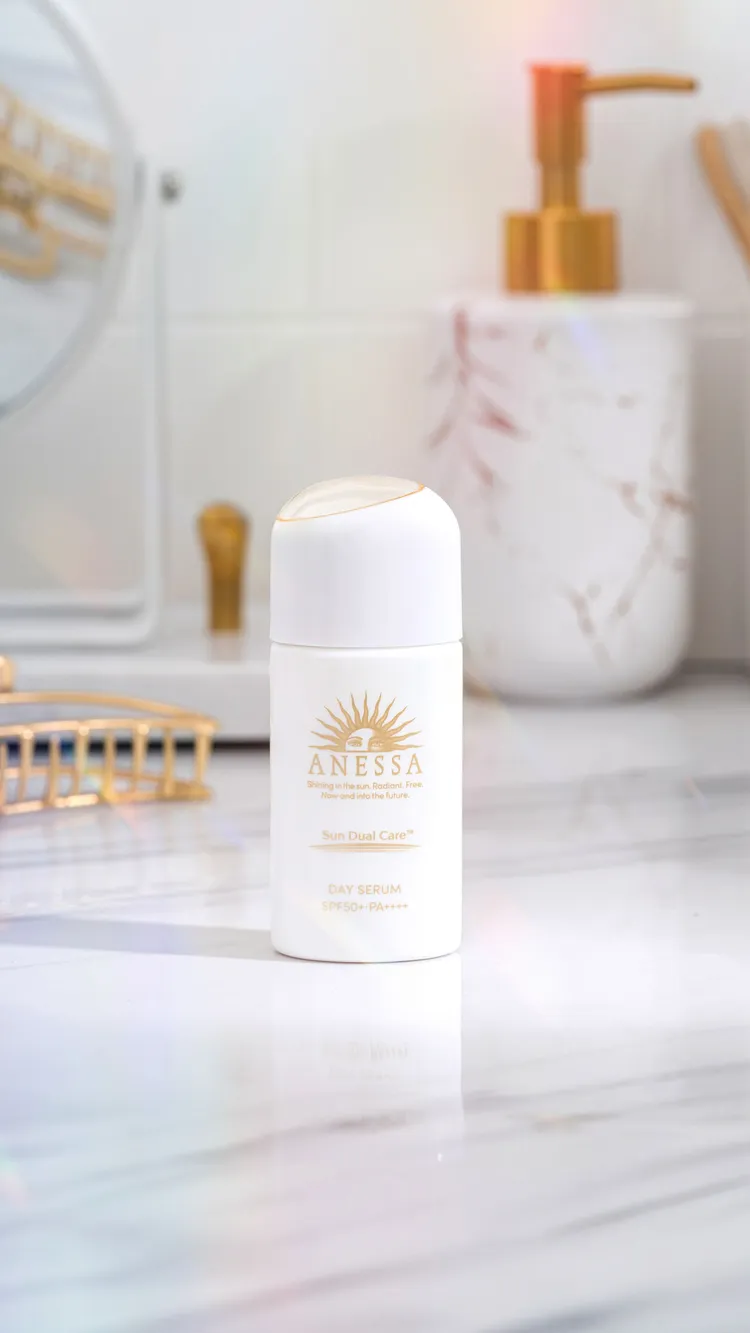 安耐曬濾鏡美顏日間防護精華，30ml／1100元。品牌提供