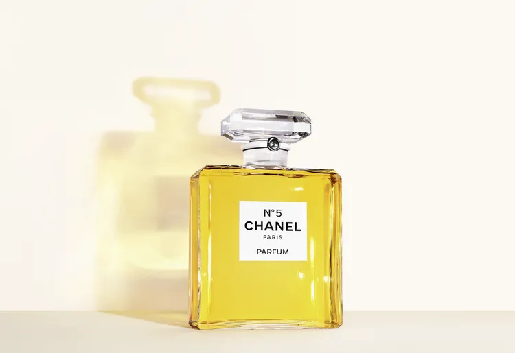 香奈兒N°5香水。品牌提供