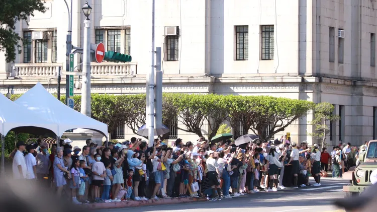 慶籌會今舉行國慶大會預演活動，吸引民眾一睹風采。葉家瑋攝