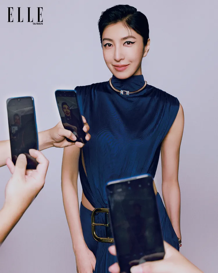 楊謹華拍攝《ELLE》封面。《ELLE》國際中文版提供