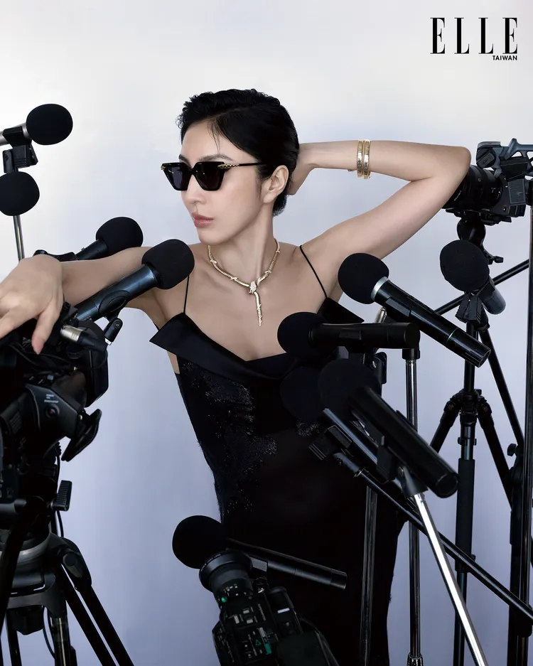 楊謹華拍攝《ELLE》封面。《ELLE》國際中文版提供