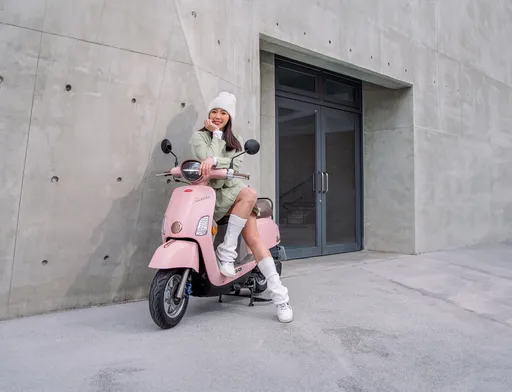 PGO鎖定女大生購車需求 三車型教育價最高補助10,300元起