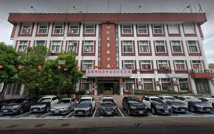 仁武警分局表示，已對涉案員警做出懲處。取自Google Map