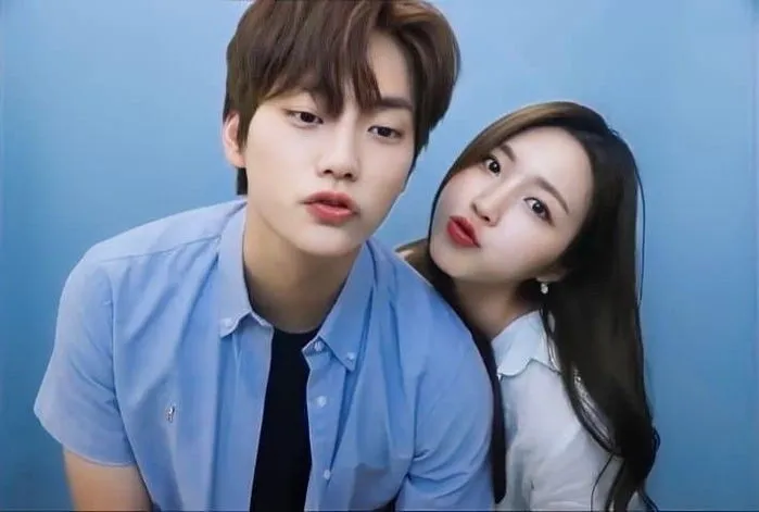 成海恩（右）與鄭賢奎《換乘戀愛2》配對成功。翻攝TVING