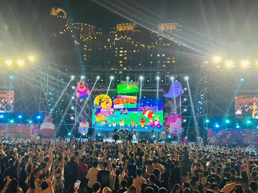 創紀錄!桃園萬聖城開城首日湧20萬人次 狂歡演唱會、變裝派對更勝跨年火熱
